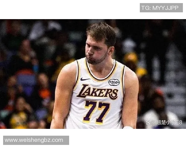 湖人队与犹他爵士的激烈对决谁能在这场比赛中笑到最后